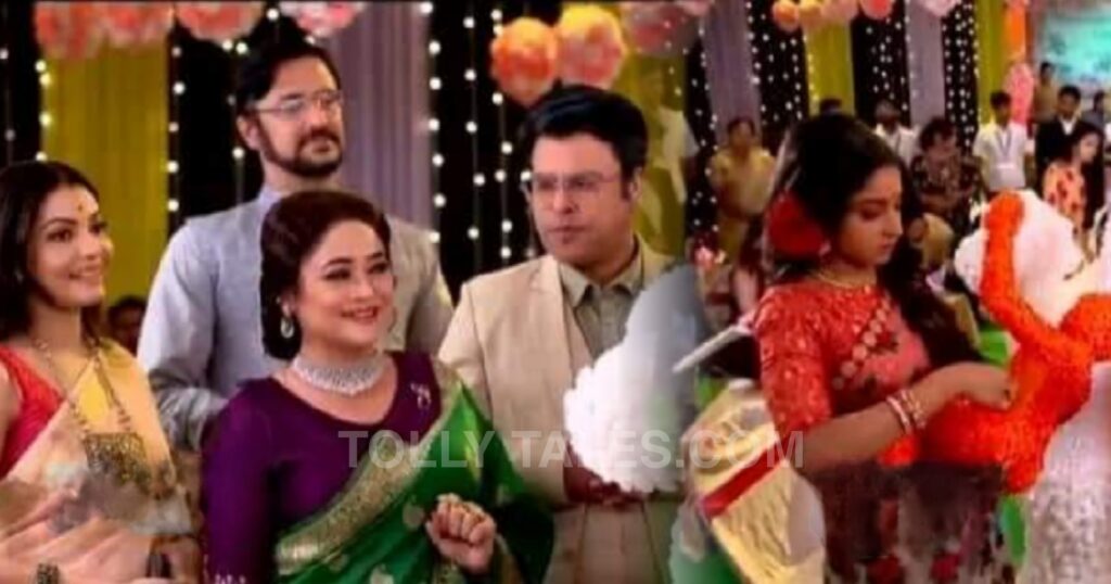 Anurager Chhoya, Dibyojyoti Dutta, Dipa, Urmi Dipa Anurager Chowya