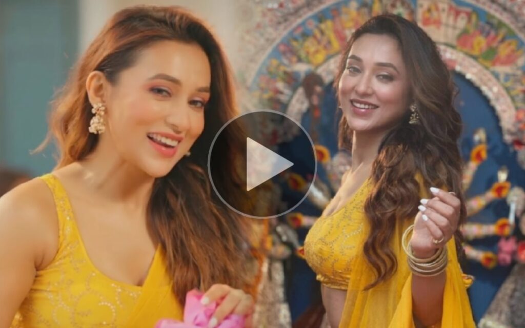 actress, Bengali cinema, Mimi chakroborty, MP, Puja song Mimi 1