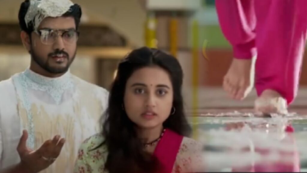 Swastika Datta Promo Tomar Khola Hawa