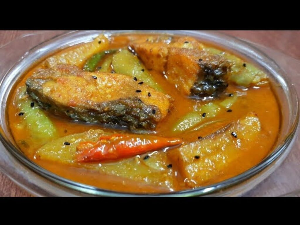 Bangali Macher Jhol, Bengali Fish Curry, bengali fish recipe, bengali recipe, Bengali Special Fish Curry, Bengali Traditional Recipe, চারামাছের পাতলা ঝোল, চারামাছের পাতলা ঝোলের রেসিপি macher jhol 1