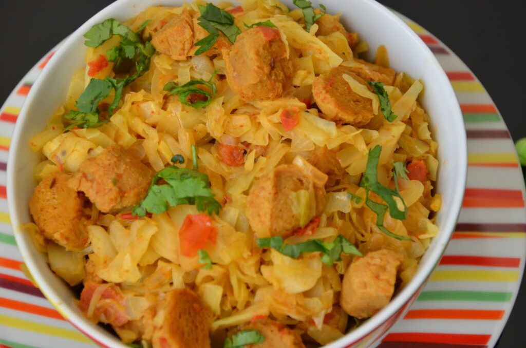 Cabbage, Cabbage Curry, Soya Cabbage Recipe, Soyabean Curry, সোয়াবিন-বাঁধাকপি soya cabbage recipe in bengali