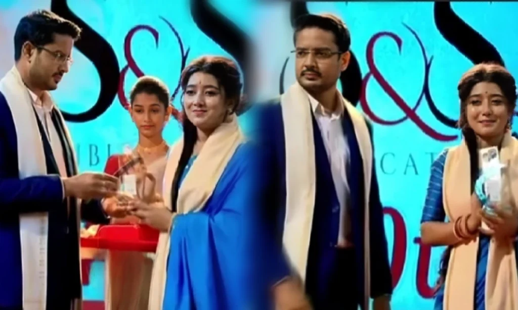 rai got happy after taking award from anirban