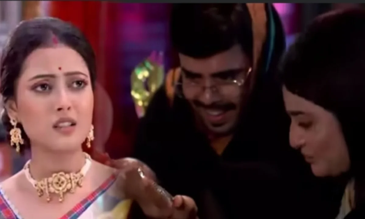 Zee Bangla Neem Phooler Madhu Serial Today Episode 17th October