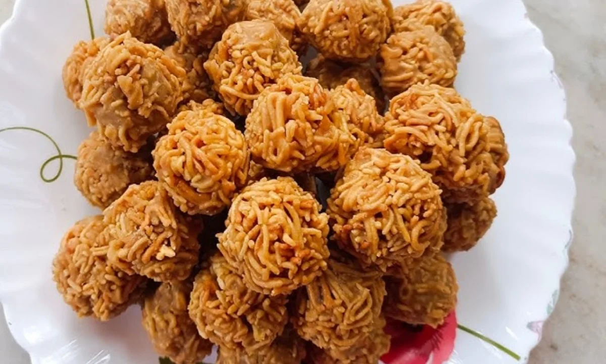 Jhurir Naru, Laxmi পুজা 2024, Kojagari Lakshmi Puja 2024, লক্ষ্মীপুজো ২০২৪, ঝুড়ির নাড়ু