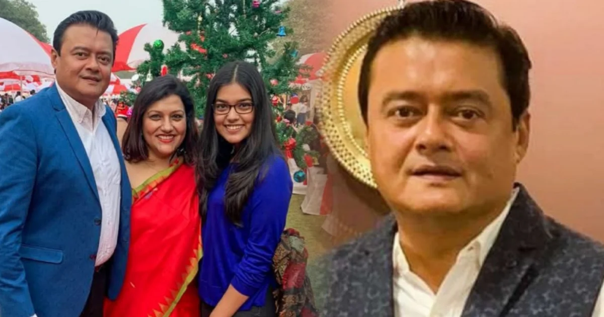 Saswata Chatterjee, Tollywood Actor, Love And Expression, Mother-Child Bond, Not Touching Feet, Hiya Chatterjee, Bengali Cinema, Acting Career, Bollywood, Tollywood, Satyajit Ray, Agantuk, actor’s life, শাশ্বত চট্টোপাধ্যায়, টলিউড অভিনেতা, মায়ের সঙ্গে সম্পর্ক, ভালোবাসা প্রকাশ, প্রণাম, পরিবারকে ভালোবাসা, জীবন দর্শন, বাংলা সিনেমা, অভিনয় জীবন, বলিউড, টলিউড, হিয়া চট্টোপাধ্যায়, সত্যজিৎ রায়, আগন্তুক, অভিনেতার জীবন