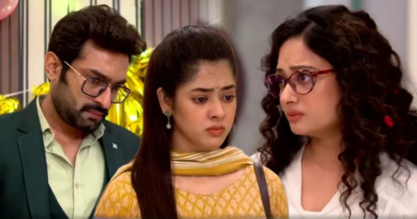 Chirodini Tumi Je Amar, Ditipriya Roy, Jeetu Kamal, Tonni Laha Roy, Avrajit Chakraborty, Arka Jyoti Paul Chaudhury, Zee Bangla, Arya-Aparna, Bengali Serial, Chirodini Tumi Je Amar Today Episode, New Episode, চিরদিনই তুমি যে আমার, দিতিপ্রিয়া রায়, জিতু কামাল, তন্বী লাহা রায়, অভ্রজিৎ চক্রবর্তী, অর্কজ্যোতি পাল চৌধুরী, জি বাংলা, আর্য-অপু, বাংলা সিরিয়াল, চিরদিনই তুমি যে আমার আজকের পর্ব, নতুন পর্ব