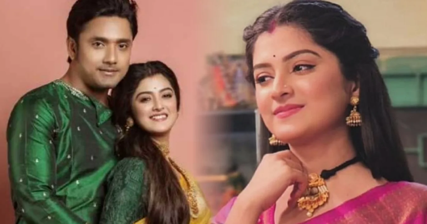Sweta Bhattacharya, Kon Gopone Mon Bheseche, Zee Bangla Serial, Sweta Bhattacharya Controversy, Rubel Das, Marital Bond, New Serial, Tollywood, television Industry, Honeymoon, Durga Puja, শ্বেতা ভট্টাচার্য, কোন গোপনে মন ভেসেছে, জি বাংলা ধারাবাহিক, শ্বেতা ভট্টাচার্য, বিতর্ক, রুবেল দাস, দাম্পত্য সম্পর্ক, নতুন ধারাবাহিক, টলিউড, টেলিভিশন ইন্ডাস্ট্রি, মধুচন্দ্রিমা, দুর্গাপুজো