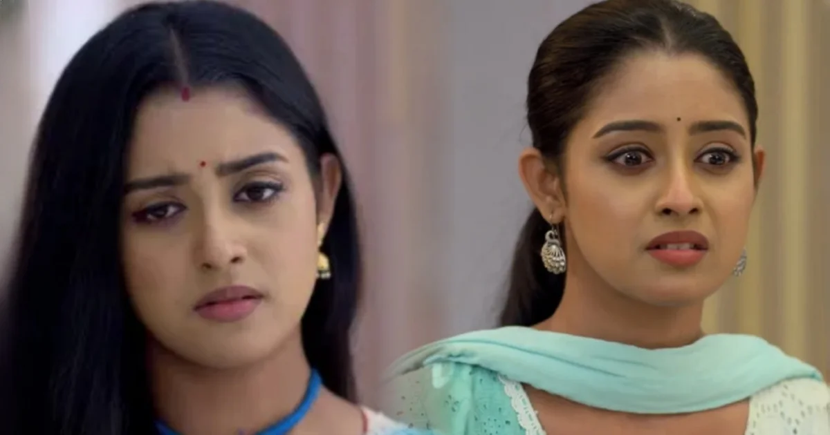 Even With Mask Ishani Chatterjee Could Not Escape Fans Recognition During Durga Puja Shopping