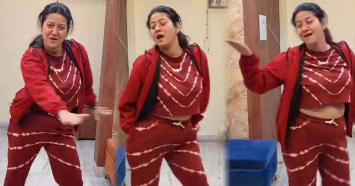 Mayna Banerjee, Bengali television, Tui Amar Hero, Television Actress, Social Media Backlash, Dance Reels, Online Trolling, Audience Reaction, Outfit Controversy, Celebrity Criticism, Bengali Serial, ময়না বন্দ্যোপাধ্যায়, বাংলা ধারাবাহিক, তুই আমার হিরো, টেলিভিশন অভিনেত্রী, সমাজ মাধ্যমে কটাক্ষ, রিল ভিডিও, ট্রোলিং, দর্শক প্রতিক্রিয়া, পোশাক বিতর্ক, অভিনেত্রীর সমালোচনা