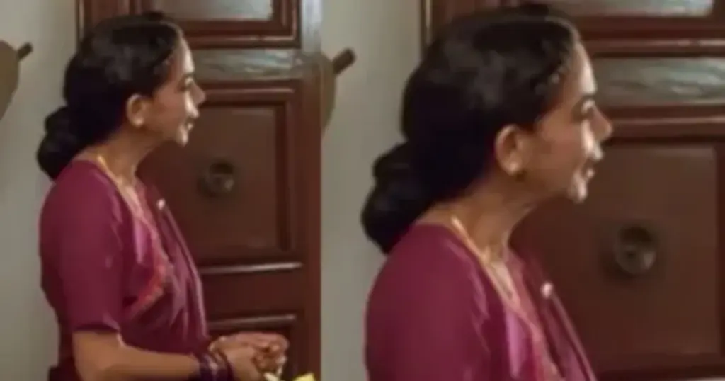 সুরেখা সিক্রি, Surekha Sikri, বলিউড, Bollywood, জাতীয় পুরস্কার, National Award, কিসসা কুরসি কা, Kissa Kursi Ka, মাম্মো, Mammo, জুবেইদা, Zubeidaa, বাধাই দো, Badhaai Do, হিন্দি সিনেমা, Hindi Cinema, অভিনেত্রী, Actress, ভারতীয় চলচ্চিত্র, Indian Film, থিয়েটার, Theatre, টেলিভিশন সিরিয়াল, TV Serial, বালিকা বধূ, Balika Vadhu, জীবনী, Biography, বিনোদন খবর, Entertainment News