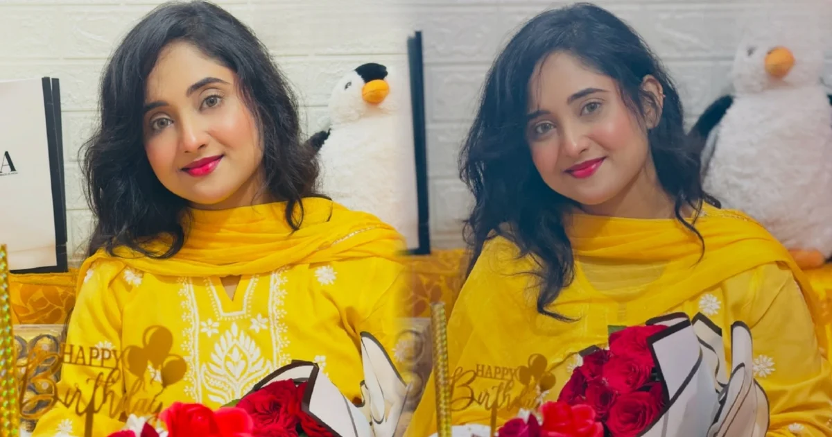 Soumitrisha Kundu, সৌমিতৃষা কুণ্ডু, Mithai, মিঠাই, Zee Bangla, জি বাংলা, Mithai Rani, মিঠাই রানি, Tollywood, টলিপাড়া, Bengali Actress, বাংলা অভিনেত্রী, Birthday Celebration, জন্মদিন উদযাপন, Vrindavan, বৃন্দাবন, Girdhar Lal, গীরধর লাল, Hoichoi, হইচই, Kaalratri, কালরাত্রি, Pradhan Movie, প্রধান সিনেমা, Trinamool Congress, তৃণমূল কংগ্রেস, Mamata Banerjee, মমতা বন্দ্যোপাধ্যায়, Bengali Serial, বাংলা ধারাবাহিক, Celebrity News, বিনোদন খবর